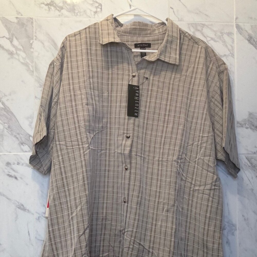 XXL Van Heusen Short Sleeve Button Shirt Plaid